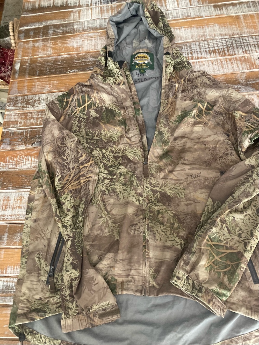 Cabela's Camouflage Hunting Jacket in Green and Brown